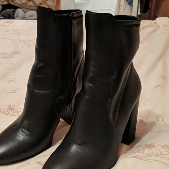 Aldo booties - Picture 2 of 3